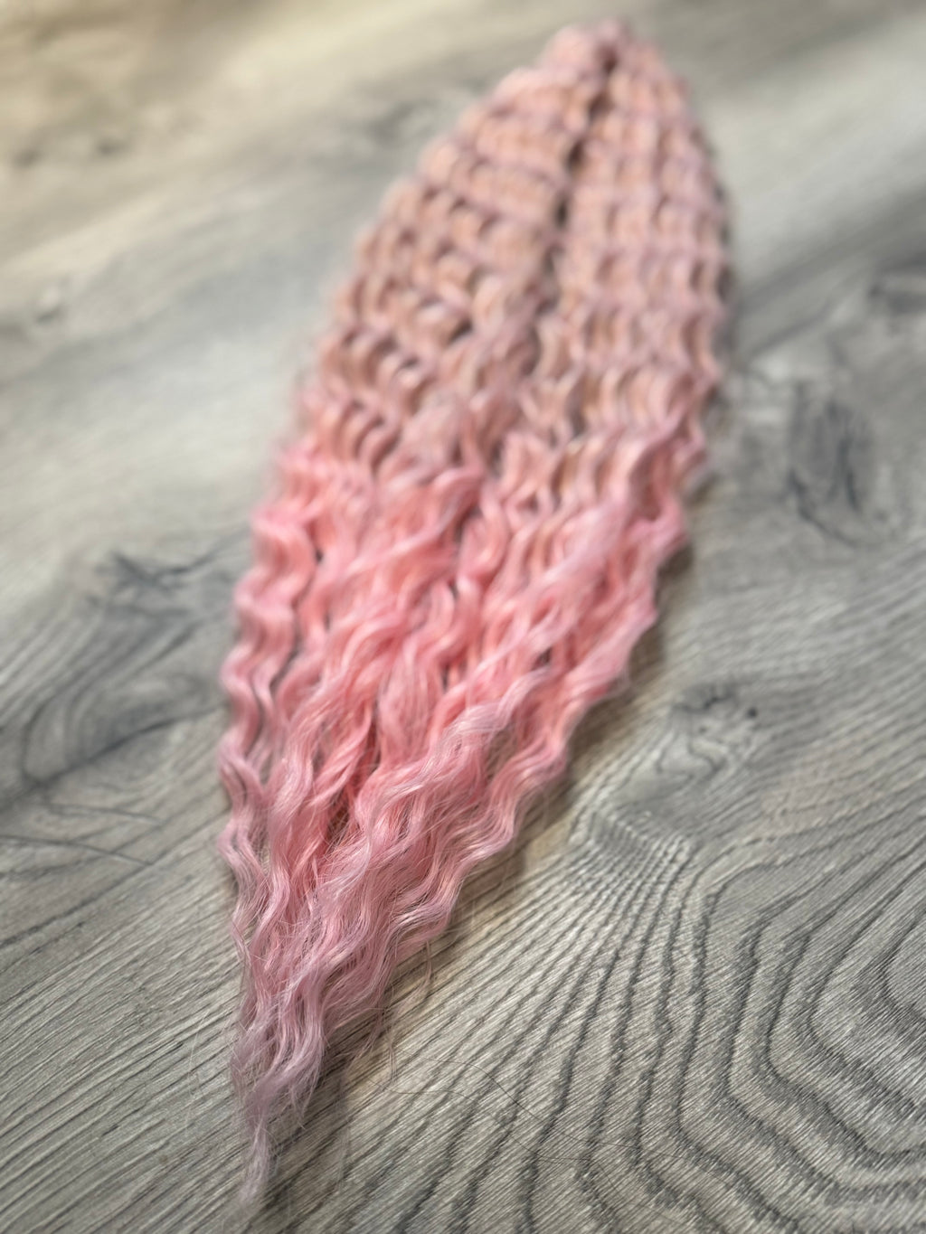 Pink ombré wave