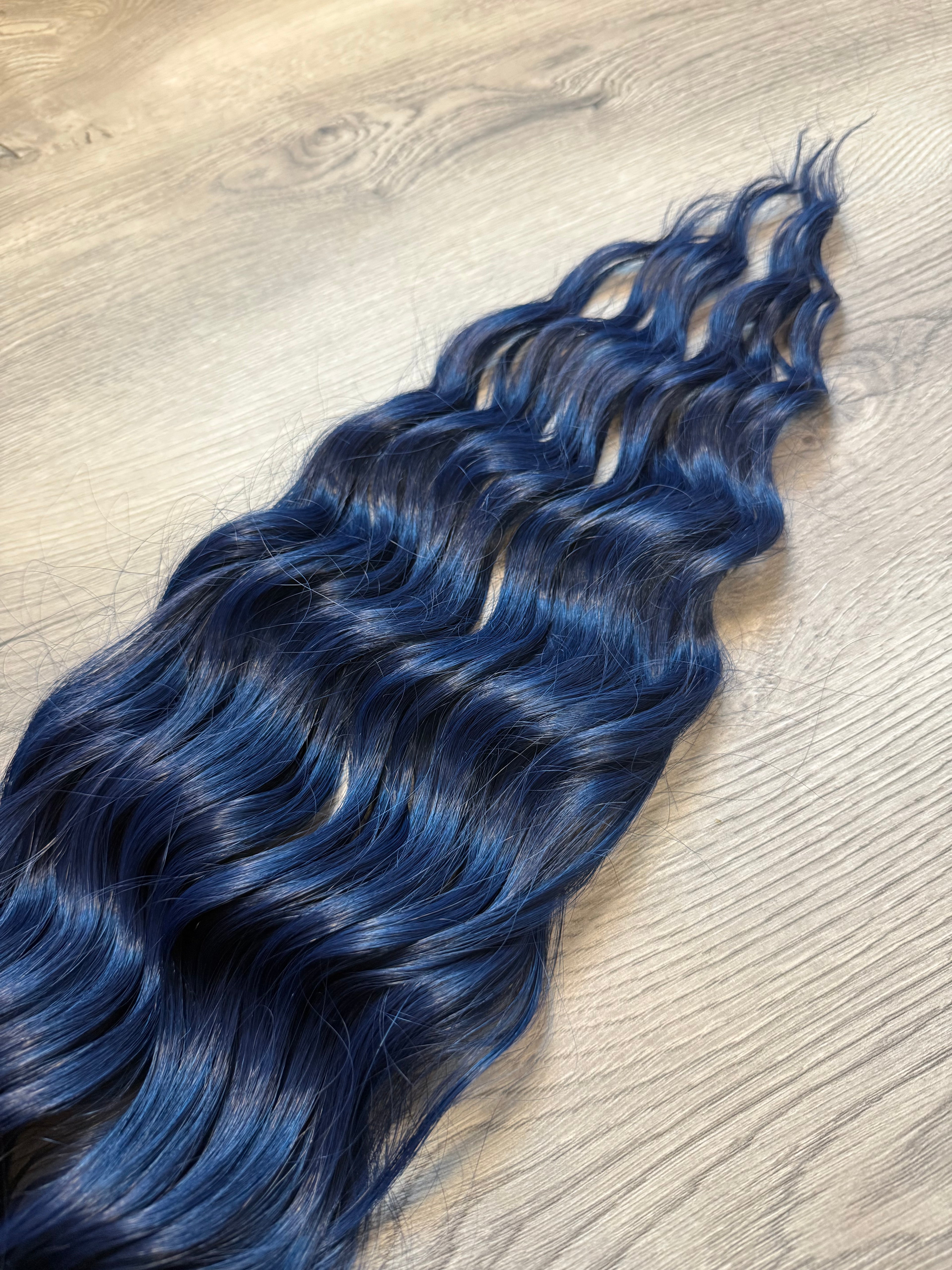 Midnight blue loose wave